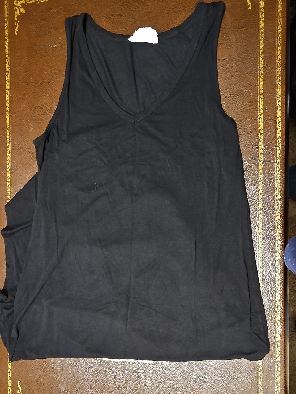Olive & Oak Black V-Neck Tank Top
